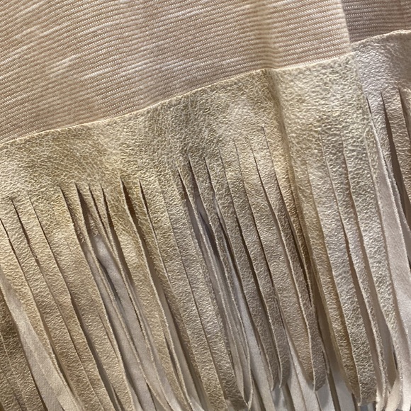 SW3 Bespoke Fringe Tank - Picture 4 of 7